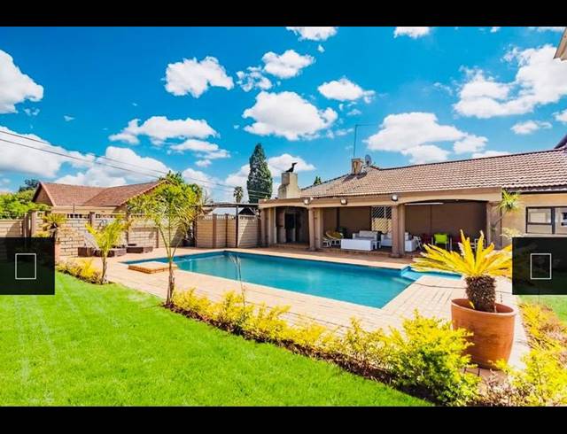 3 BEDROOM HOUSE FOR SALE IN FLORIDA GLEN